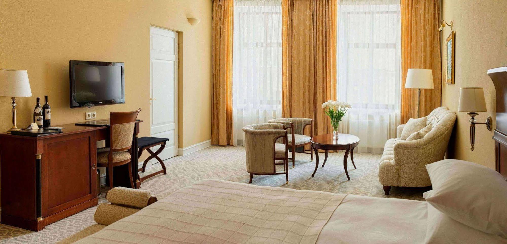 Otel Leopolis Hotel