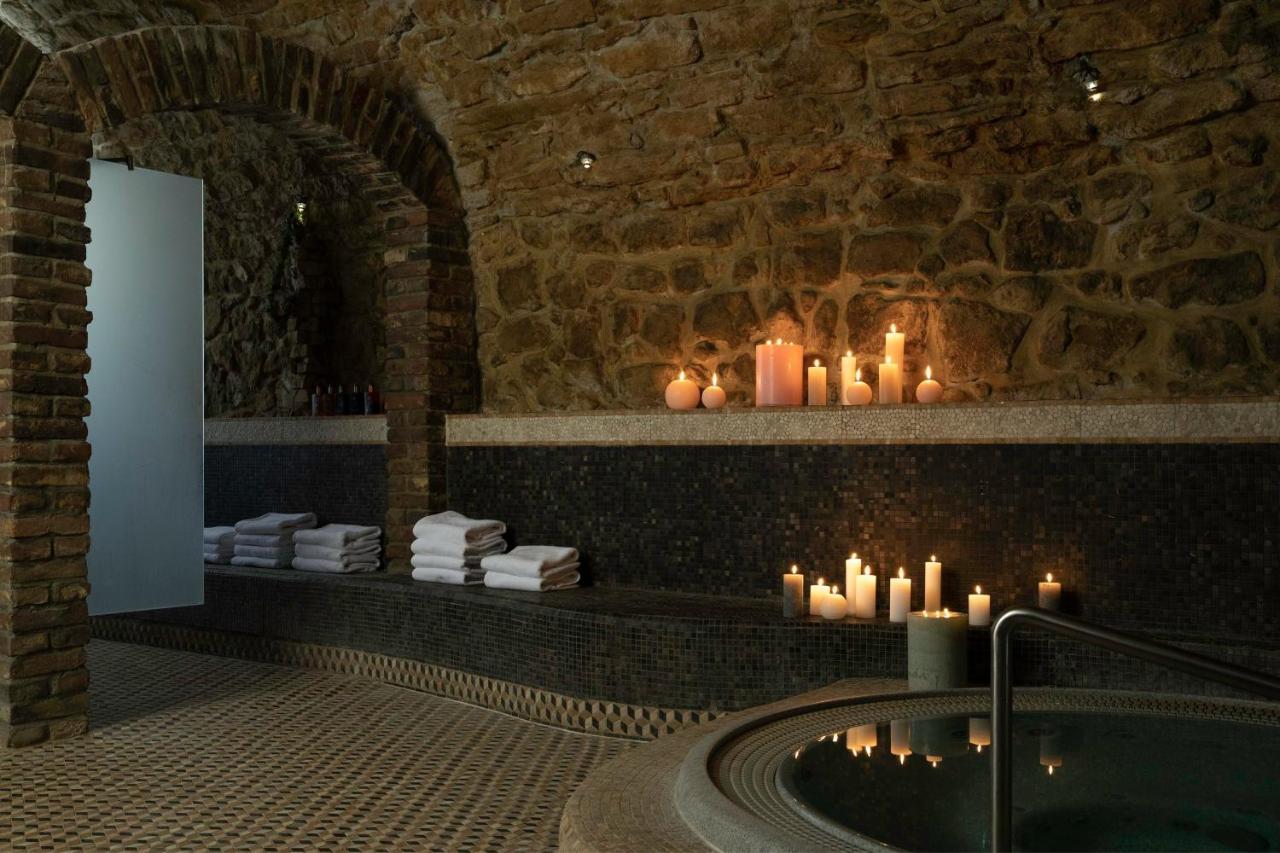 Hotel Leopolis Hotel Lwów